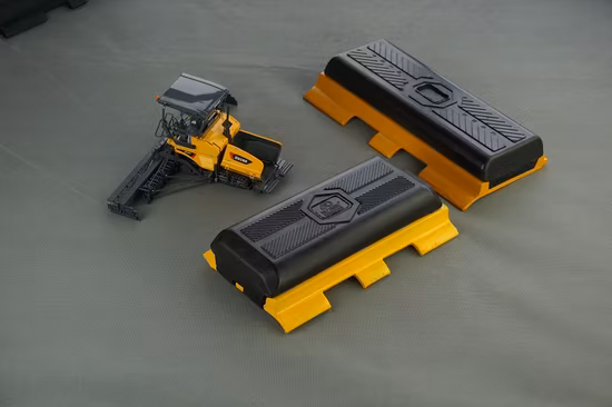 Track Pads with Bolts and Nuts Poly/Rubber Crip Track Pads Crawler Unit Parts &nbsp;144728 Poly Grip Standard System for W2100,W220,W2200,W250I Milling Machine Track